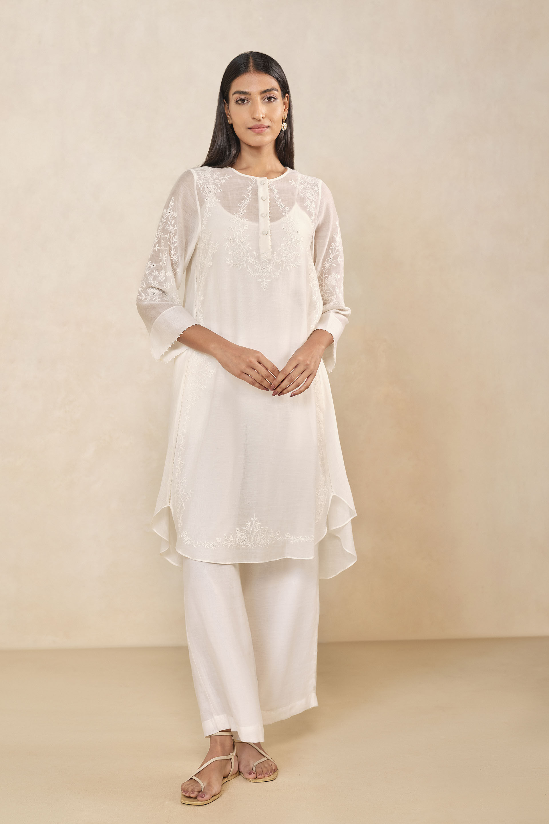Haiku Chikankari Hand-embroidered Mul Kurta Set - Ivory